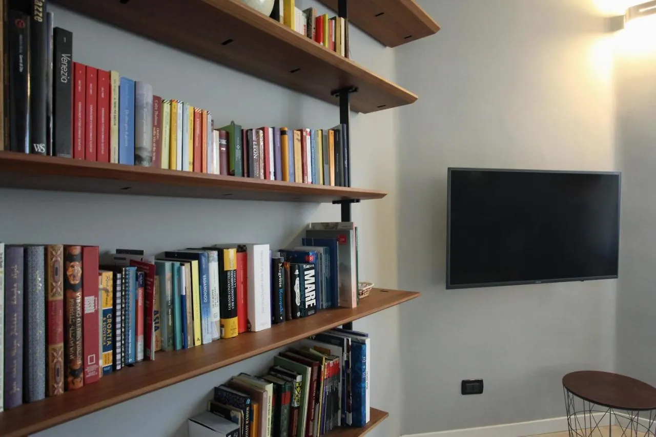 Domus Biennale, Modern Apartment In Venice Centre. 0*,