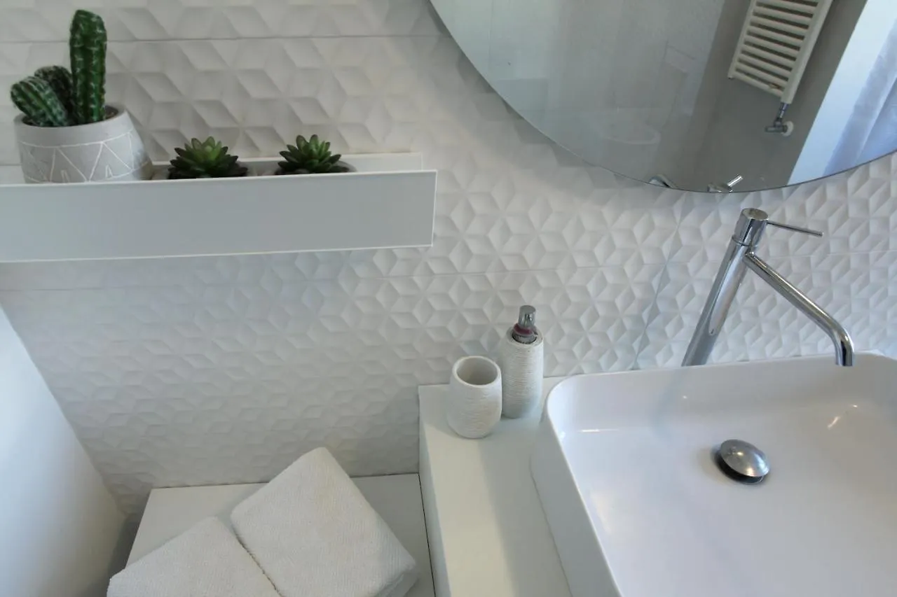 Domus Biennale, Modern Apartment In Venice Centre.